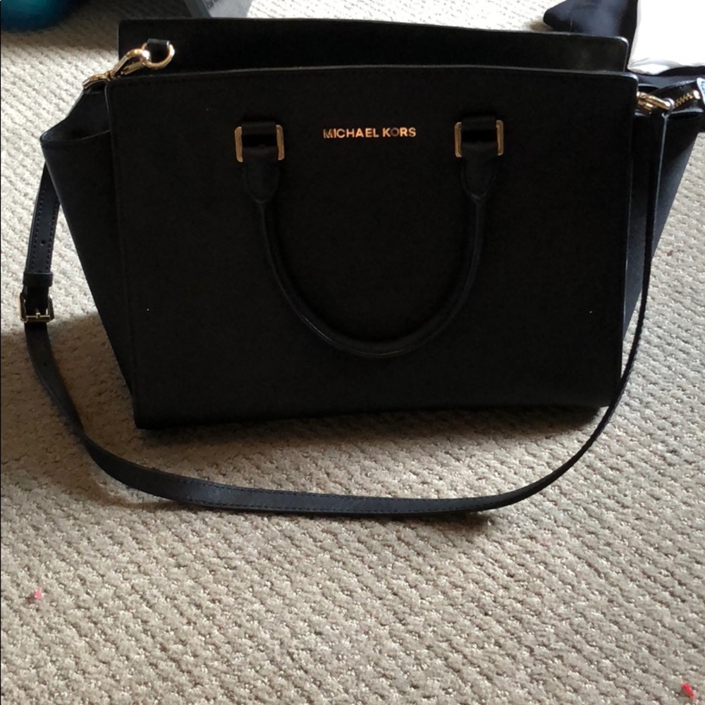 Black Michael Kors purse